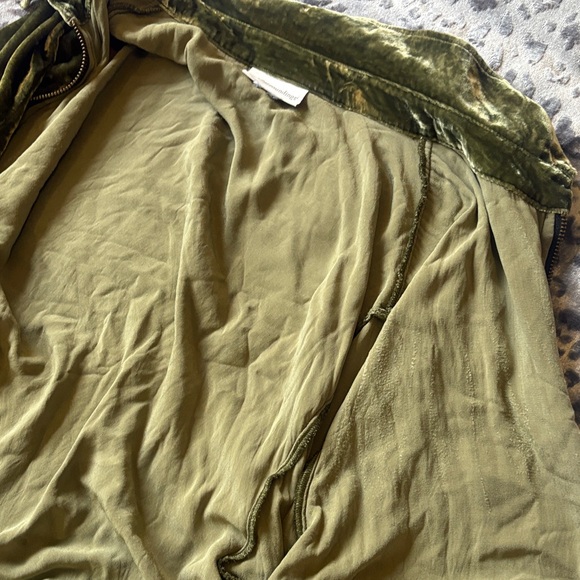 Soft Surroundings Olive Green Velvet Zip-up - Picture 10 of 10